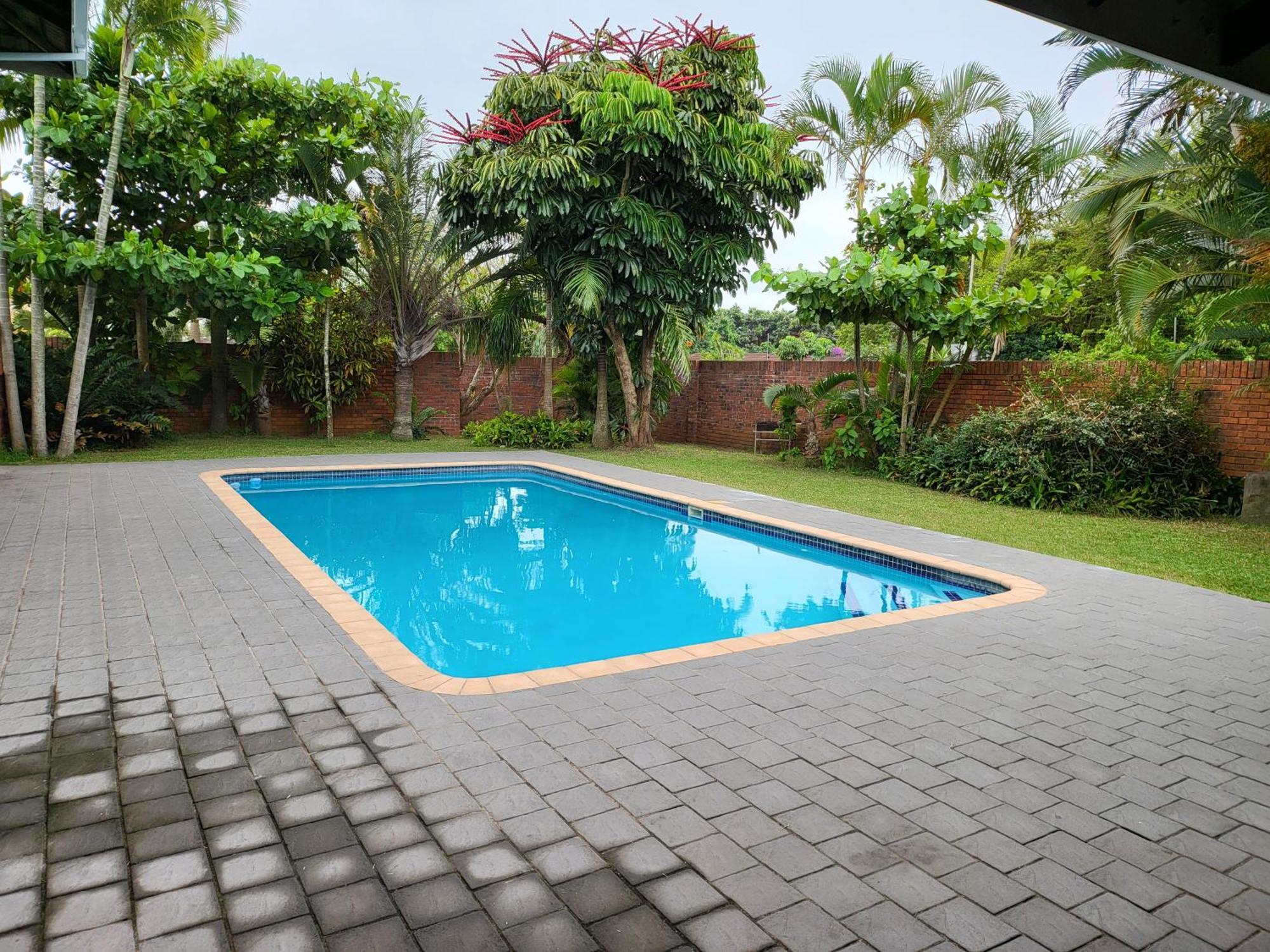 Emangunini Guest House Richards Bay Exterior photo